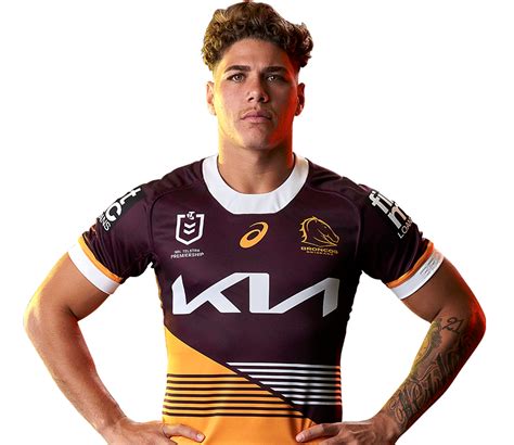 reece walsh pictures broncos